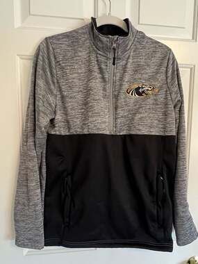 Colosseum UWM Milwaukee Panthers 1/4 Zip Pullover Jacket Grey/Black S